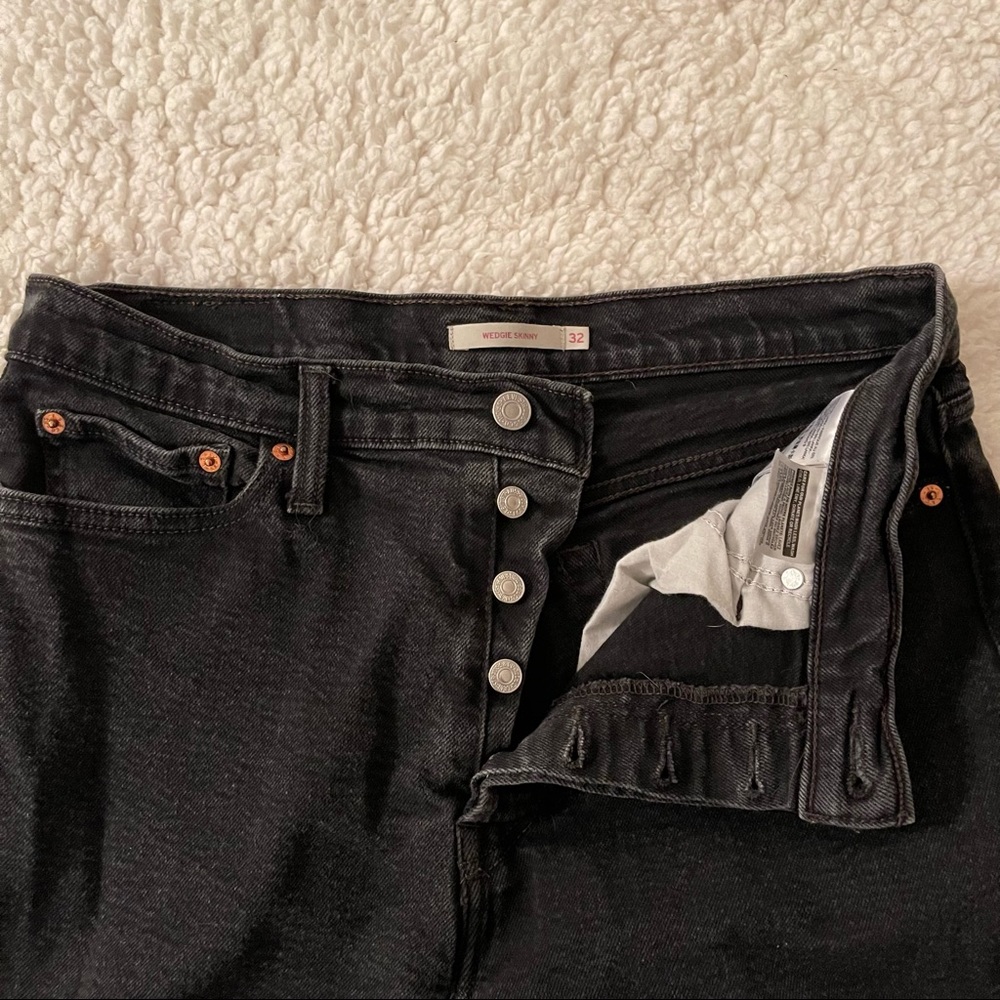 Levi’s Wedgie Skinny Jeans - black wash